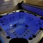 Les De Stanislas Jacuzzi & Apartment *