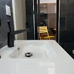 Les De Stanislas Jacuzzi & Apartment *