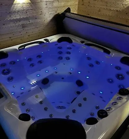 Les De Stanislas Jacuzzi & Appartement *