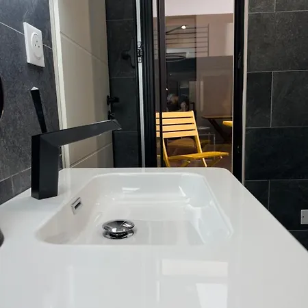 Les De Stanislas Jacuzzi & Appartement *